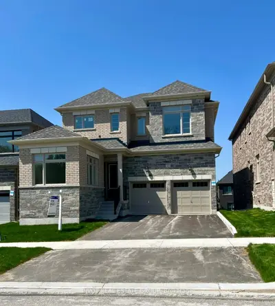 Detached in Bradford West Gwillimbury
