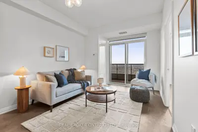 Condo Apartment in Markham