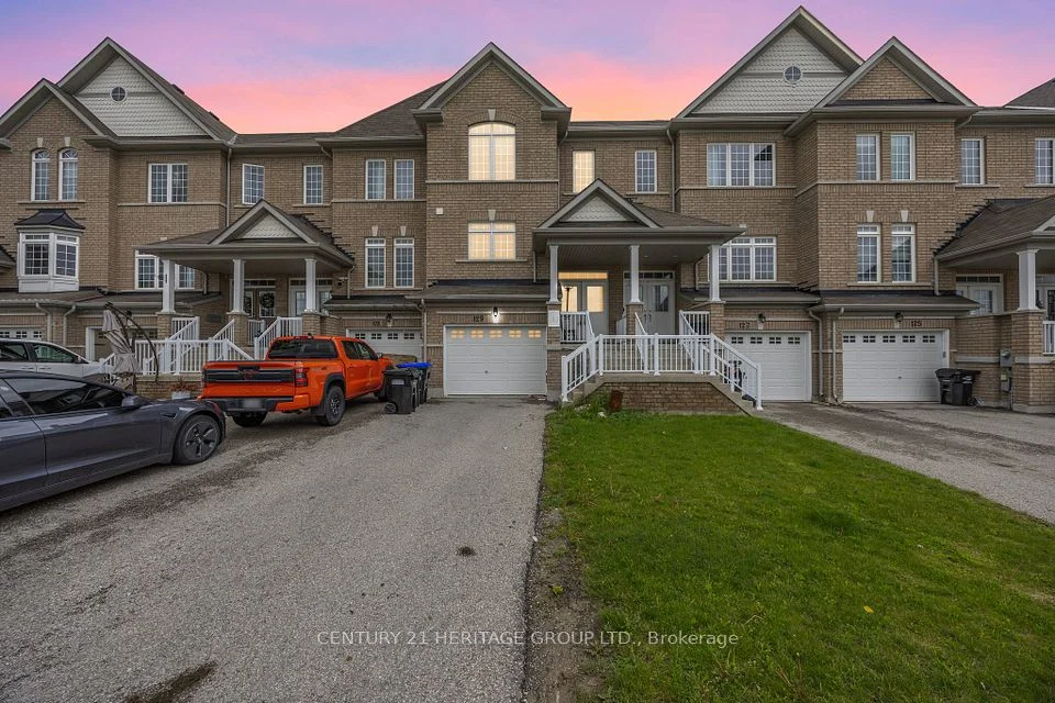 129 Taucar Gate, Bradford West Gwillimbury, ON L3Z 0V8