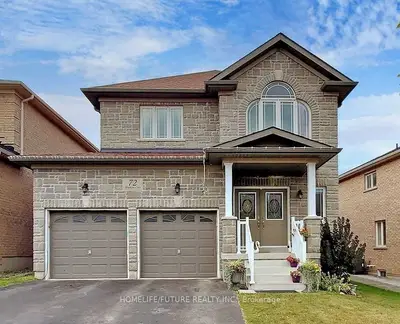 Detached in Bradford West Gwillimbury
