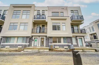 Att/Row/Townhouse in Markham
