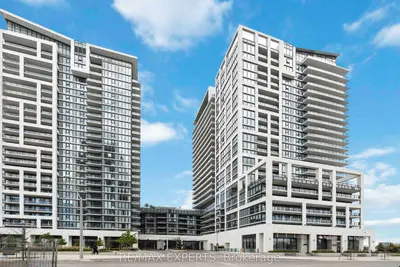 Condo Apartment in Vaughan