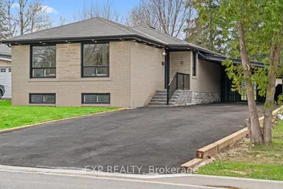 Detached in Aurora