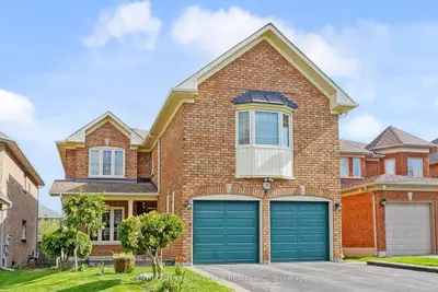 Detached in Markham