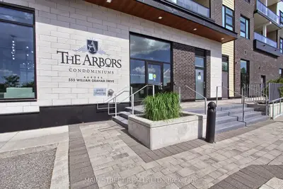 Condo Apartment in Aurora