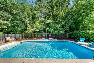 Detached in Aurora