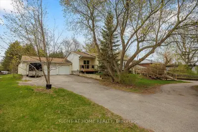 Detached in East Gwillimbury