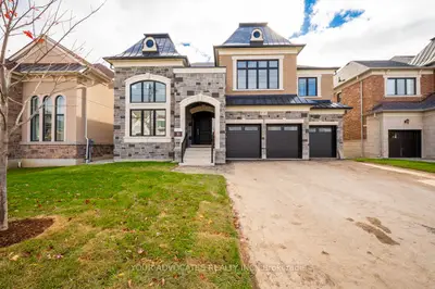 Detached in Vaughan