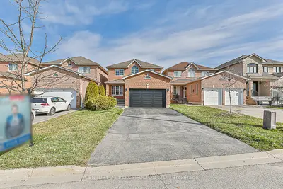 Detached in Vaughan
