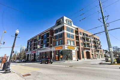 Condo Apartment in Whitchurch-Stouffville
