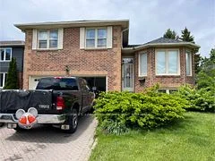 123 Crossland Gate, Newmarket, On L3x 1a5