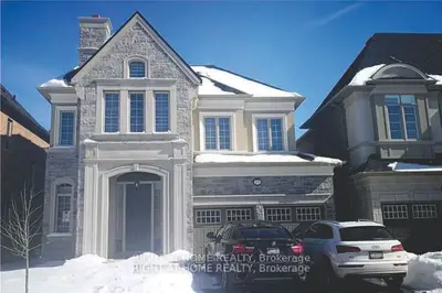 Detached in Richmond Hill
