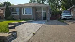 38 Lindsay Avenue, Newmarket, On L3y 4n6