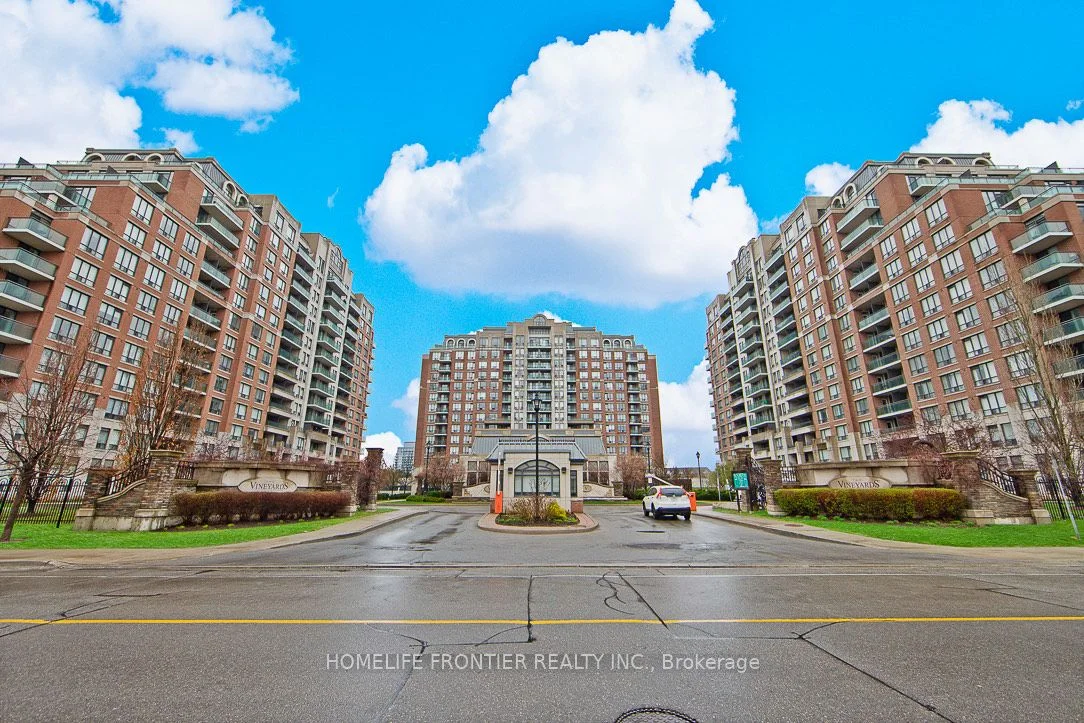 310 Red Maple Road 1112, Richmond Hill, On L4c 0t7