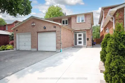 Semi-Detached in Vaughan