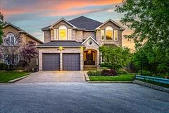 Detached in Richmond Hill