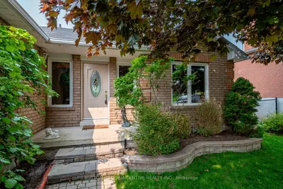 Detached in Bradford West Gwillimbury