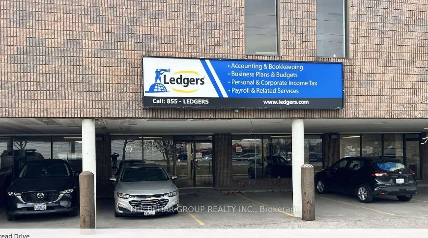 26-28 Wilstead Drive, Newmarket, ON L3Y 4T0