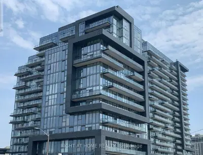 Condo Apartment in Vaughan