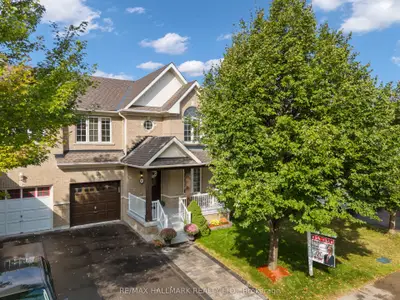 Semi-Detached in Newmarket