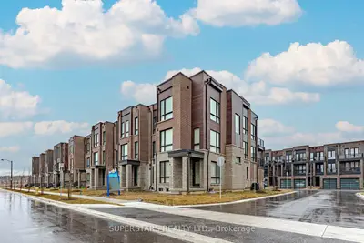 Att/Row/Townhouse in Markham