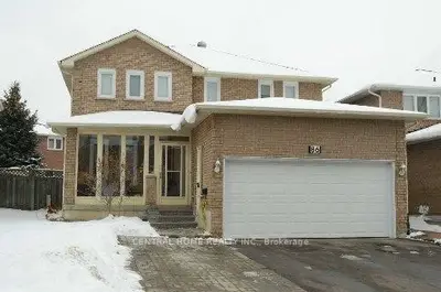 Detached in Richmond Hill