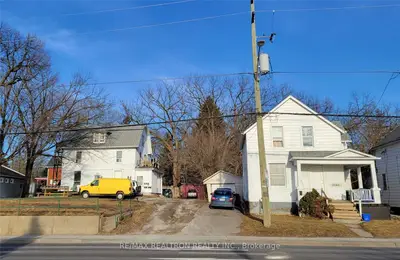 Detached in Aurora