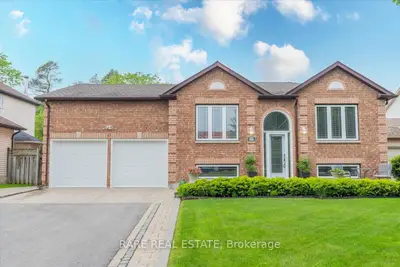 Detached in Essa