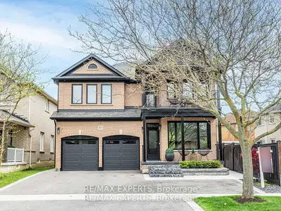 Detached in Vaughan
