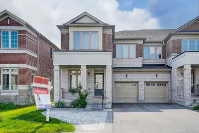 Att/Row/Townhouse in Markham