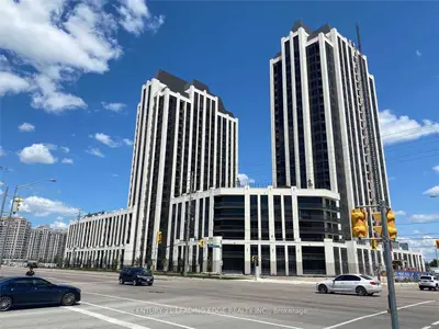 Condo Apartment in Vaughan