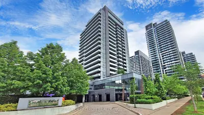 Condo Apartment in Richmond Hill
