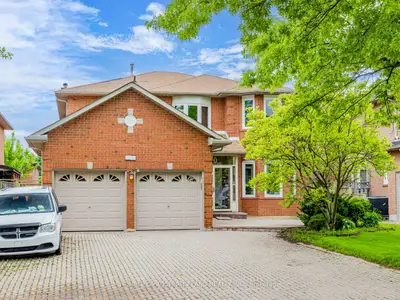 Detached in Markham