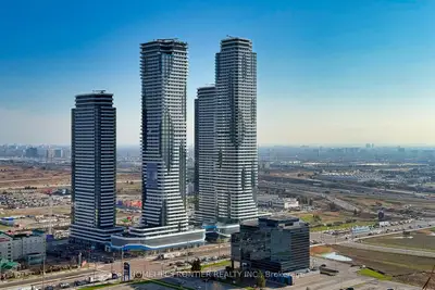 Condo Apartment in Vaughan