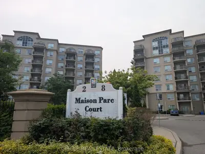 Condo Apartment in Vaughan