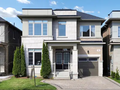 Detached in East Gwillimbury