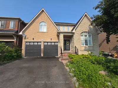Detached in Richmond Hill