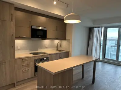Condo Apartment in Markham