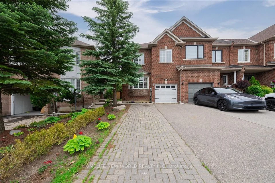 12 Casa Grande Street, Richmond Hill, ON L4S 1R5