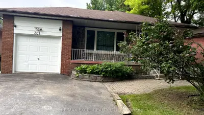 Detached in Richmond Hill