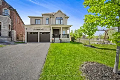 Detached in Newmarket