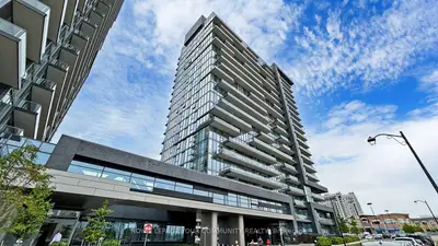 Condo Apartment in Vaughan