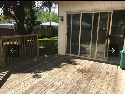 Detached in Aurora