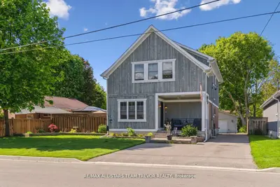 Detached in Aurora