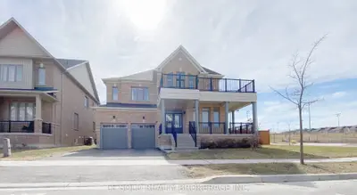 Detached in East Gwillimbury