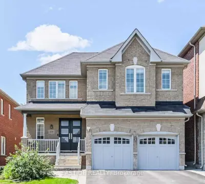 Detached in Richmond Hill
