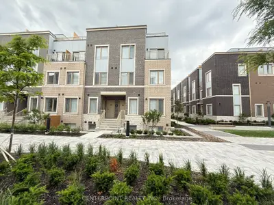 Condo Townhouse in Vaughan