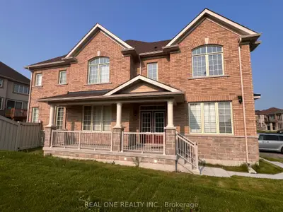 Detached in East Gwillimbury