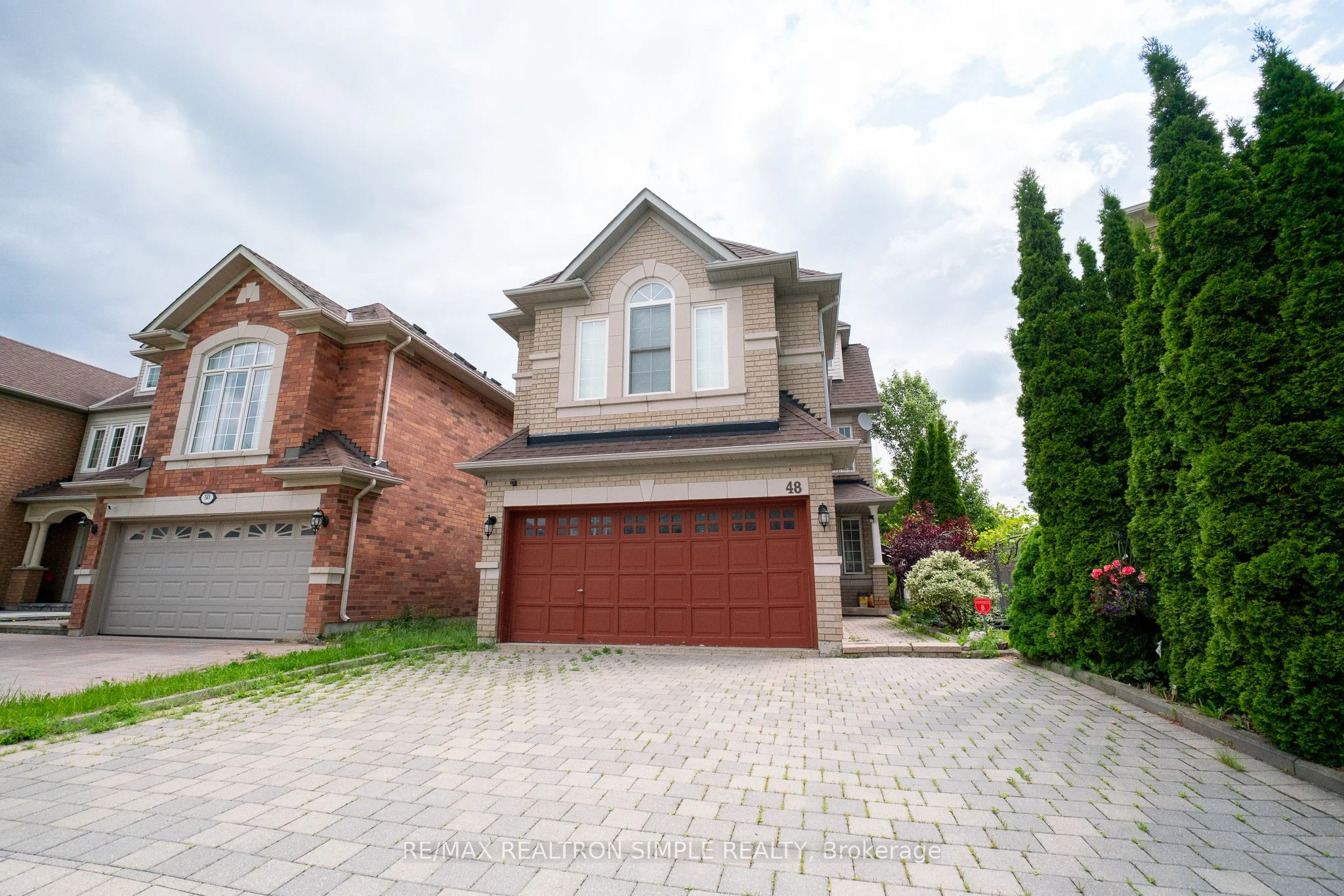48 Garland Crescent, Richmond Hill, ON L4S 1X1