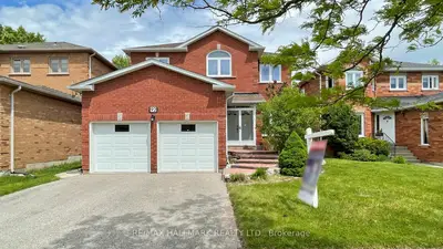 Detached in Richmond Hill